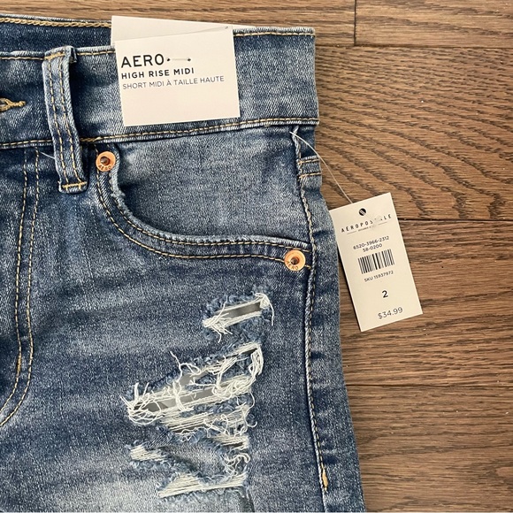Aeropostale Stretchy High Rise Shorts - Medium Wash - Distressed - Raw Hem - Picture 7 of 14